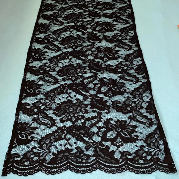 Wrap scarf floral pattern sheer black scalloped edges 20” X 58” long NEW - Picture 2 of 6